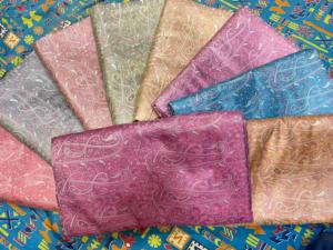 Tela de brocado de seda Premium 100%, tejido Jacquard de alta calidad para tapicería y manualidades de moda, suministro a granel al por mayor - Product Image 6