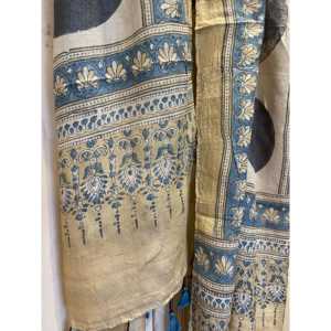 Écharpe en soie Tussar Ajrakh, motif imprimé à la main, design ethnique, couleur moutarde, longue, en satin sergé, pour l'été et l'hiver - Product Image 6