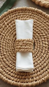Rond de serviette en rotin rustique côtier idéal pour les maisons près de la mer et les salles à manger d'inspiration nautique - Product Image 4