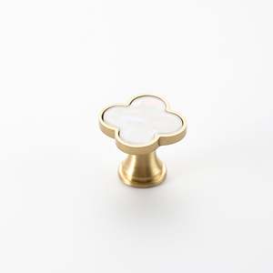 Poignée de porte de tiroir de meuble en métal, couleur, forme et taille personnalisées, fabriqué en Inde - Product Image 5