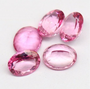 หินบุษราคัมสีชมพูธรรมชาติเจียระไนลูกแพร์และตัดกลมสำหรับทำเครื่องประดับอัญมณีหลวม - Product Image 1
