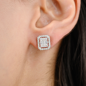 Classique nouveau Design magnifique véritable 18K or blanc diamant boucles d'oreilles Illusion réglage avril pierre de naissance cadeau d'anniversaire - Product Image 2