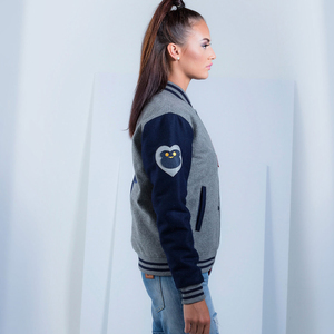 Chaqueta Bomber de estilo universitario para hombre con logotipo bordado en la parte delantera Traje formal de estilo universitario - Product Image 6