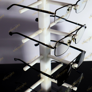 ชั้นวางแว่นตาอะคริลิกตั้งโต๊ะ - Product Image 1