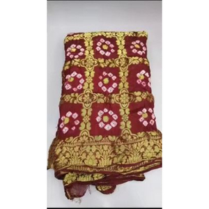 Elegante Sari Bandhej de Seda con Arte Étnico, Clásico Sari Bandhani de Seda con Arte, al Mejor Precio del Fabricante de la India - Product Image 1
