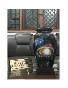 Mayorista Exportador Diseño Clásico Metal Cremación Urna Latón de Alta Calidad para Cenizas Humanas Ocasión Conmemorativa - Product Image 3