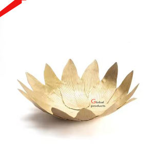 Bol de service de nourriture et de salade en métal en forme de feuille de finition dorée de qualité standard pour l'hôtel et le restaurant à la maison - Product Image 1