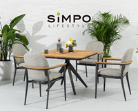 Ensemble de salle à manger d'extérieur moderne de luxe SIMPOLIFESTYLE, table carrée en aluminium et teck pour jardin et balcon, résistante aux UV et imperméable