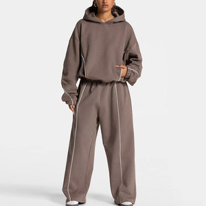 Conjunto Deportivo Extra Grande para Mujer, Sudadera con Capucha y Pantalones Deportivos, Ajuste Holgado y Cómodo para Uso Diario - Product Image 1