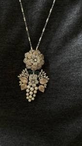 Best Selling Custom-Shaped VS SI Purity India Fashion <b>Jewellery</b> 8ct Natural Diamonds Studded Pendant Earring <b>Set</b> for Weddings - Product Image 4