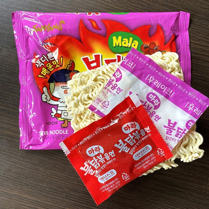 สำหรับ Samyang Buldak Mala ราเม็งผัดกึ่งสำเร็จรูปรสไก่ร้อนบรรจุภัณฑ์จำนวนมาก - Product Image 1