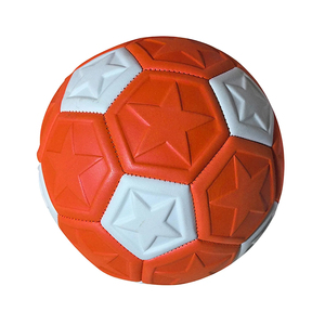 Balón de fútbol de cuero sintético texturizado hecho a mano, adecuado para jugar en tierra dura, balones de fútbol pakistaníes de la mejor calidad - Product Image 5
