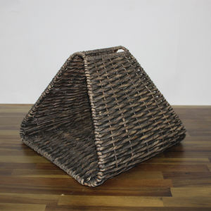 Cesta de Almacenamiento Multifuncional para Leña de Jacinto de Agua, Estilo Rústico y Ecológico de Artex Dong Thap - Product Image 1