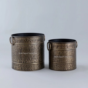 Maceta y maceta de Metal de nuevo diseño para macetas decorativas de interior y exterior con acabado de latón antiguo - Product Image 3