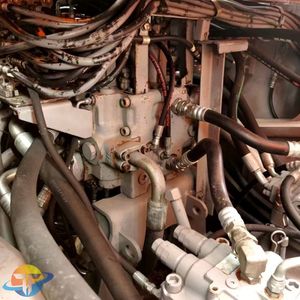 Mini-excavatrice Hitachi ZX670 d'occasion de haute qualité, équipement lourd d'occasion, vente chaude, poids opérationnel de 5 tonnes, moteur Isuzu - Product Image 2