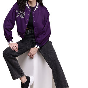 2025 nouvelle mode femmes Varsity vestes à manches longues en cuir avec flocage respirant tricoté en gros Baseball Varsity vestes - Product Image 5