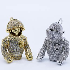 Mejor Oferta, Colgante de Astronauta con Incrustaciones de Moissanita VVS, Chapado en Oro sobre Plata 925, Joyería Personalizada de Fabricante - Product Image 6