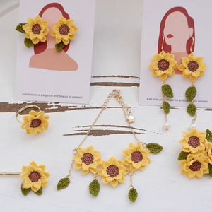 Exquisitos Pendientes de Girasol de Ganchillo, Collar Miniatura Hecho a Mano, Pendientes de Ganchillo, Colgante de Ganchillo para la Oreja, Regalo de Girasol - Product Image 2