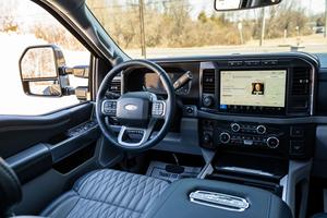 Nuevo Modelo 2024 F O R D F450 4X4 LIMITED 6.7L DIÉSEL / Volante a la Izquierda - Product Image 5