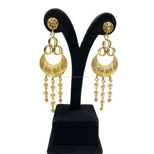 Ensemble de bijoux de luxe arabes Designer Bagues en cuivre plaqué or avec perle et diamant pour cadeau - Product Image 5