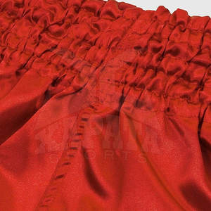 Short de Muay Thai de couleur unie pour hommes de haute qualité, confortable pour les vêtements d'arts martiaux fabriqués au Pakistan - Product Image 6