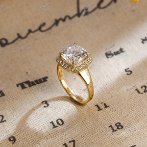 6.0mm Vintage Coussin Coupe Classique Diamant Bague de Fiançailles Timeless Solitaire Design en Or Massif pour Femme - Product Image 4