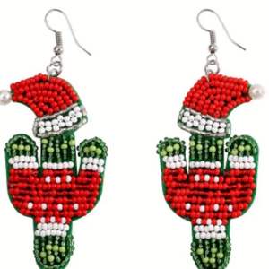 Pendientes de Navidad con cuentas de semillas multicolores a la moda para niñas y mujeres bordado en forma de estrella con diseño de gota para regalos de fiestas - Product Image 6