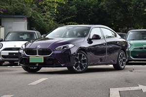 Nuevo Sedán Compacto de Lujo Serie 2, Motor Turbo Automático, Neumáticos R18, Interior Oscuro, Volante a la Izquierda, Paquete M Sport - Product Image 2