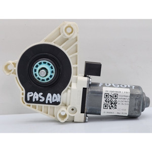 มอเตอร์ไฟฟ้าหน้าต่างด้านหน้าขวา VOLKSWAGEN Passat Variant B8 (3G5, CB5) 5Q4959802B DCZA (14>) - Product Image 2