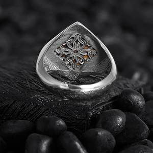 แหวนเงินสเตอลิง925ของผู้ชายสีดำโอนิกซ์ออกซิไดซ์ไม่เหมือนใครสำหรับวันเกิดครบรอบแต่งงานและปาร์ตี้ของขวัญ - Product Image 2