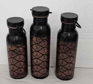 Botella de agua de cobre con vaso Envío rápido, excelente servicio al cliente y a prueba de fugas, duradera y elegante - Product Image 4