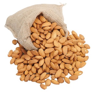 Noix d'amande crues biologiques de haute qualité Meilleur emballage en vrac à usage alimentaire séché - Product Image 1