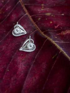 Best Selling High Grade <b>Silver</b> Filigree Heart-Shaped <b>Stud</b> Earrings Glittering Shine Studded Indian Fashion Jewelry Women's - Product Image 2