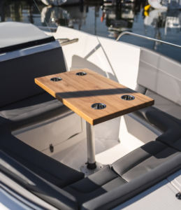 Remus 525SC Bateau nautique haute performance 2025 pour une expérience marine optimale! - Product Image 2