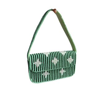 Sac de soirée élégant à rabat rayé orné de perles et de cristaux, sac à bandoulière fait main pour occasions formelles - Product Image 1