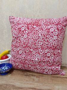 Rouge impérial 100% coton coussin taie d'oreiller élégant Floral main bloc imprimé Design avant arrière usage domestique Floweret élégant Slub - Product Image 2