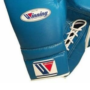 ถุงมือชกมวยแบบผูกเชือก ระดับมืออาชีพ สีฟ้า ทำจากหนังแท้ สำหรับฝึกซ้อมและต่อสู้ ผลิตด้วยมือ อุปกรณ์ต่อสู้ - Product Image 5