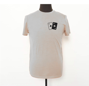 เสื้อยืดคอกลมแขนสั้นผู้ชาย สีตามสั่ง ผ้าคอตตอนเจอร์ซีย์ 100% พิมพ์ลายตัวอักษร ดีไซน์โลโก้ด้านหน้า ทรงหลวม สวมใส่สบาย - Product Image 3