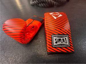 Wholesale Custom Made Synthetic Leather <b>Bag</b> Gloves <b>for</b> Adults Custom Logo Printed Hand Grips 8oz <b>Kids</b> Training Wrist Outdoor - Product Image 2