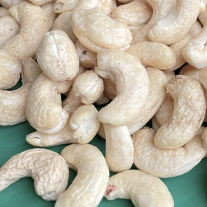 Usine pas cher prix noix de cajou 1 Kg noix de cajou Vietnam noix de cajou Ww180 Ww240 Ww320 avec taxe gratuite - Product Image 1