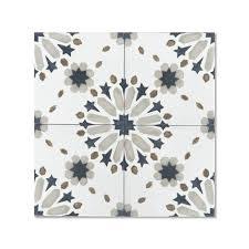 Dalle PVC aspect marbre gris mat de luxe 1000x1000mm 6mm d'épaisseur, carrelage fritté antidérapant et résistant aux acides pour intérieur de villa - Product Image 3