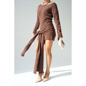 Abito in maglia color <span class=keywords><strong>cannella</strong></span> scuro con collo a scialle - Product Image 1