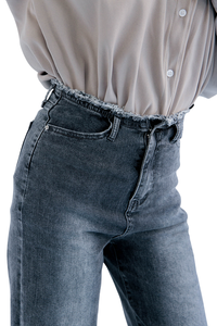 กางเกงยีนส์ทรงตรงสไตล์โบฮีเมียนคุณภาพสูงสำหรับผู้หญิง ใส่สบายในฤดูร้อน ล้างสีแบบฟอก มีสินค้าพร้อมส่ง - Product Image 6