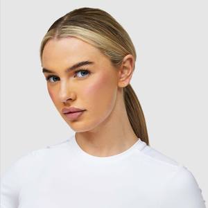 Camiseta corta de moda para mujer: elegante y transpirable, cómoda, perfecta para ropa informal y de entrenamiento - Product Image 6