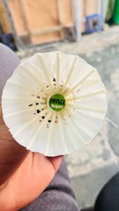 ลูกแบดมินตันคุณภาพสูงสำหรับการแข่งขันระดับมืออาชีพ ขนห่านตรง 2 ชั้น ทนทาน หัวไม้คอร์ก แข็งแรง - Product Image 5