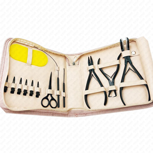 Couleur unique Design personnalisé Logo personnalisé 13 pièces ensemble d'outils d'extension de cheveux avec pinces et accessoires d'extension de cheveux - Product Image 1