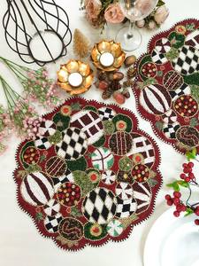 Juego de manteles individuales con cuentas hechas a mano de 3 formas redondas Decoración de mesa personalizada hecha a mano en la India - Product Image 3