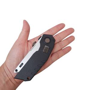Cuchillo utilitario retráctil plegable con cabeza de aleación de zinc Ligero Cuerpo de 110g Hoja de seguridad de cambio rápido - Product Image 5