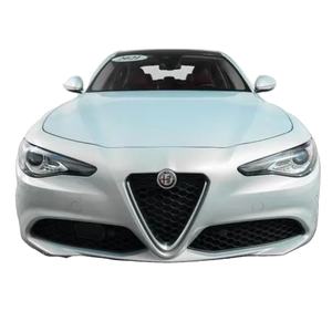 Sedán Deportivo Turbo Ultra-Lujo Usado 2024, Automático, Dinámica de Conducción Suave, Interior de Tela, Sistema de Infoentretenimiento Moderno, Seguridad Incluida - Product Image 1