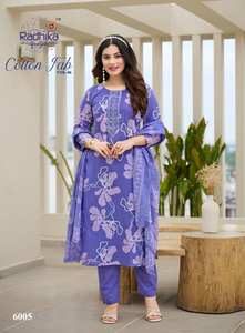 Vente en gros de vêtements indiens et pakistanais de la collection de vêtements de fête et de tenue décontractée brodés en coton de qualité supérieure - Product Image 4